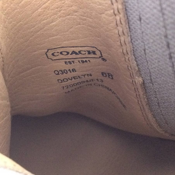 Coach Dovelyn Women's Snakeskin Heel Almond Toe Suede Pull On Ankle Bootie 6B - Picture 13 of 16